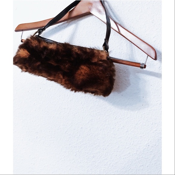 Steve Madden faux fur handbag - Picture 3 of 9